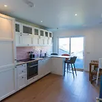 Hidden Gem Townhouse - * Кэрсивин