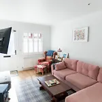 Hidden Gem Townhouse -