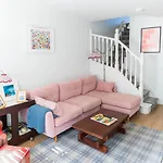 Hidden Gem Townhouse - *